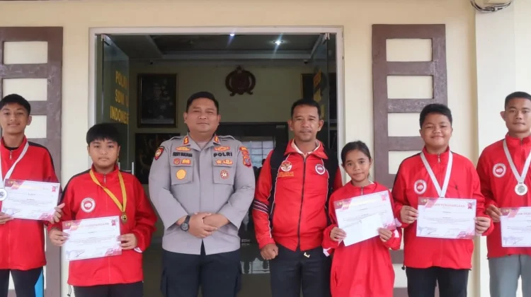 Kapolres Nias Selatan Apresiasi Enam Juara Karate Sumut