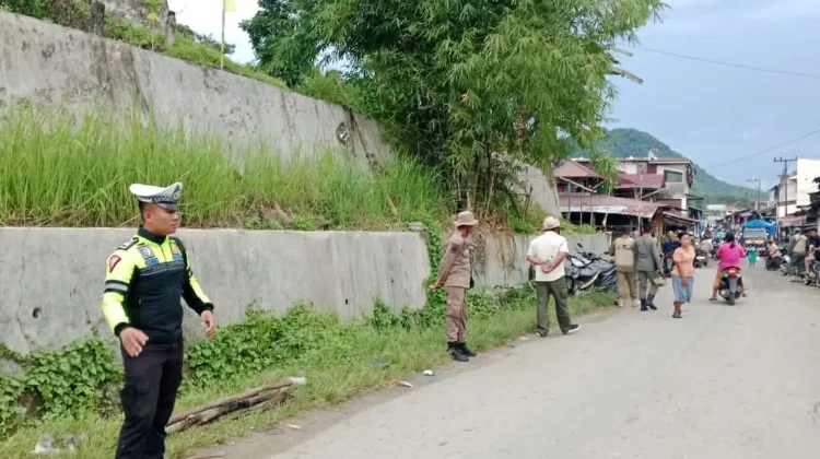 Polres Nias Selatan Amankan Relokasi Pedagang di Amandraya