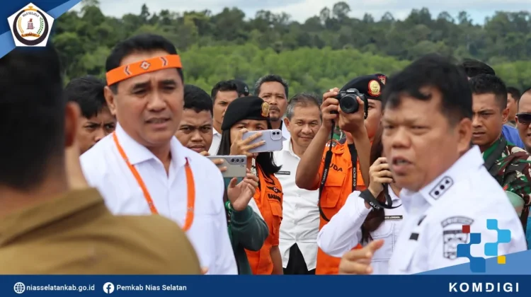 Nias Selatan Studi Teknis Pengelolaan Wisata Selancar Mentawai