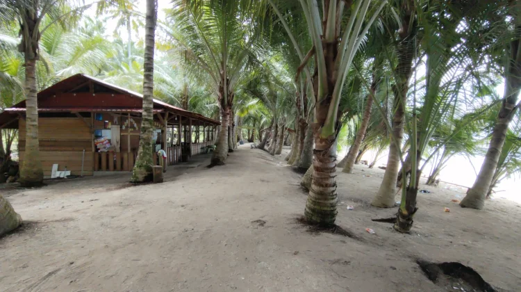 Objek Wisata Pantai Muso, Nias Selatan
