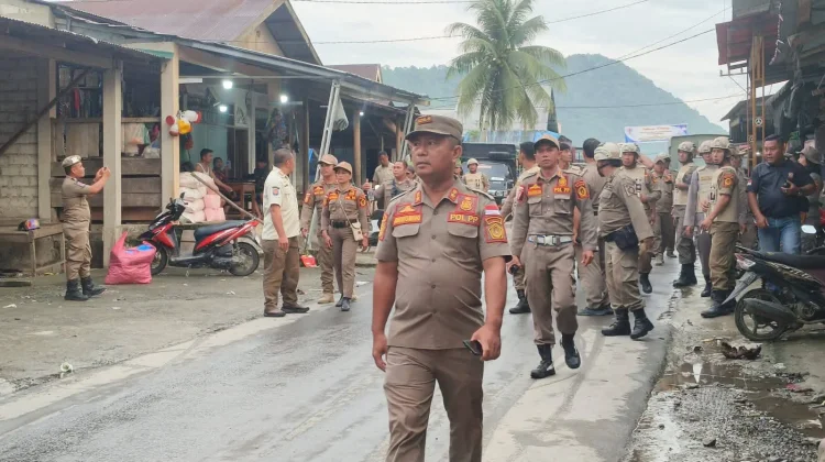 Tim Terpadu Lakukan Penataan Tahap Dua Pasar Amandraya