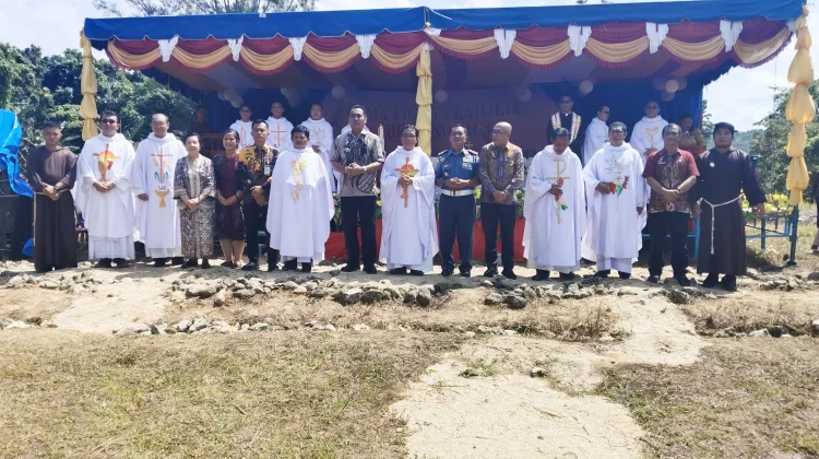 Kemeriahan Pesta Perak SMA Bintang Laut Telda
