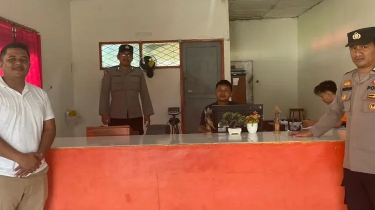 Personil Polsek Pulau-Pulau Batu Laksanakan Patroli Dialogis