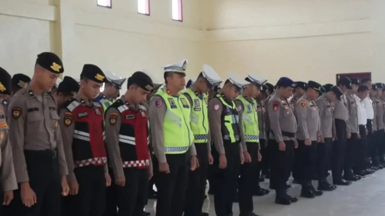 Wakapolres Nias Selatan Pimpin Apel Pagi Personel
