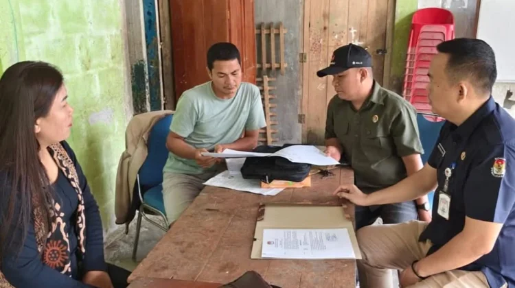 Pengawasan Pelaksanaan Coklit oleh Bawaslu Nisel di Dua Kecamatan