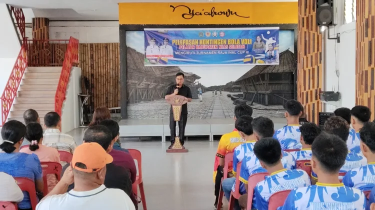 Momen Pelepasan Tim Voli Pelajar Putra Nias Selatan Bertanding di Raja Inal Cup III