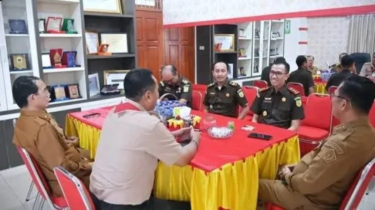 Bupati dan Wabup Nisel Terima Kunjungan Kajari Imam Fauzi