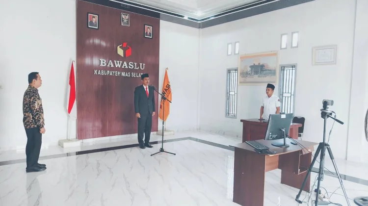 Bawaslu Lantik Pejabat Administrasi dan Fungsional Secara Daring