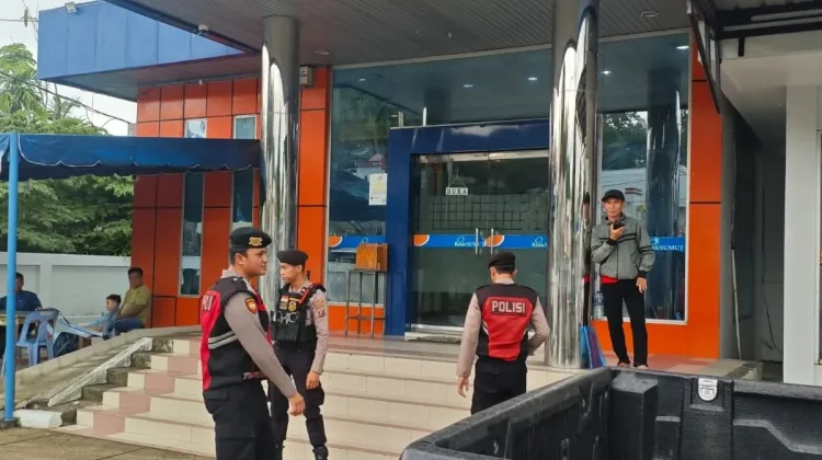 Personil Sat Samapta Polres Nisel Gencarkan Patroli Dialogis