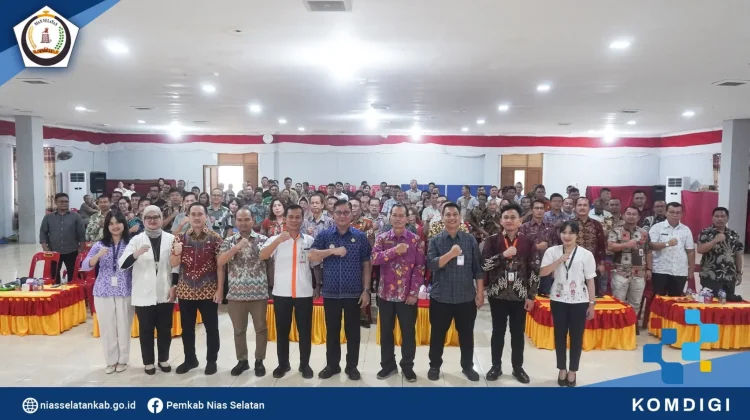 Bupati Sokhiatulo Membuka Bimtek Aplikasi Sumut Net