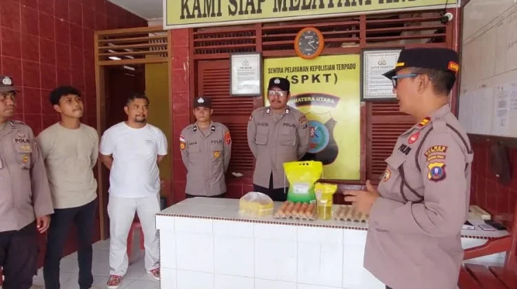 Minggu Kasih, Kapolsek Pulau Batu Bantu Lansia Sebatang Kara