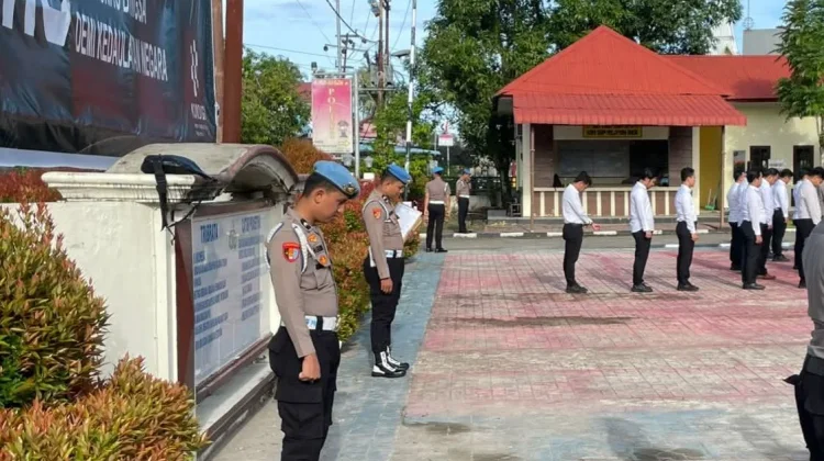 Wakapolres Nias Selatan Pimpin Apel Pagi Personel