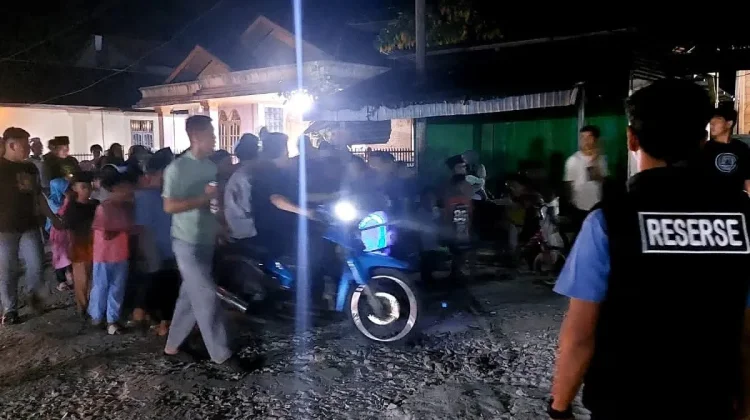 Polsek Pulau-pulau Batu Amankan Pawai Malam Takbiran