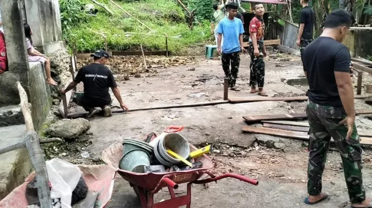 Pembangunan RTLH di Nisel Melalui Program Karya Bakti TNI