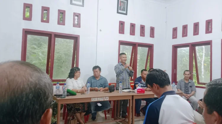 Camat Onolalu Fasilitasi Pembentukan Bamuspernis dan Panitia HUT