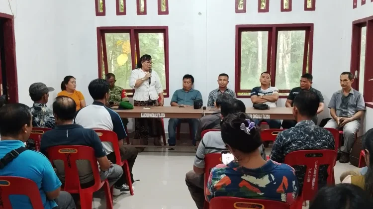 Camat Onolalu Fasilitasi Pembentukan Bamuspernis dan Panitia HUT