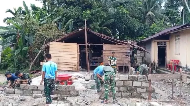 Karya Bakti TNI di Nisel Lanjutkan Pembangunan RTLH