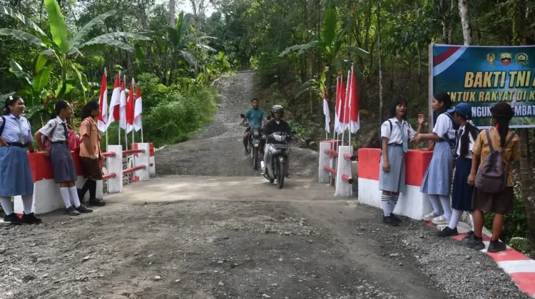 Satgas Karya Bakti TNI Rampungkan Tiga Jembatan di Nias Selatan