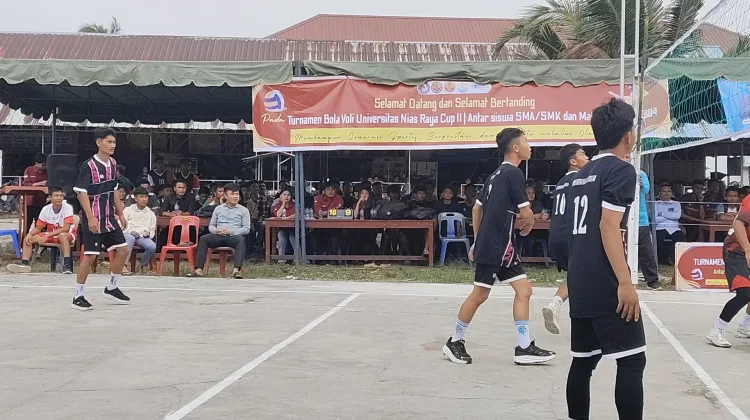 Pertandingan Perdana Turnamen Voli UNIRAYA Cup II