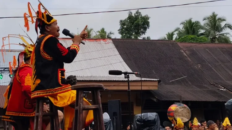 Budaya Fa'orasa dalam Pembukaan Maniamolo Fest 2026
