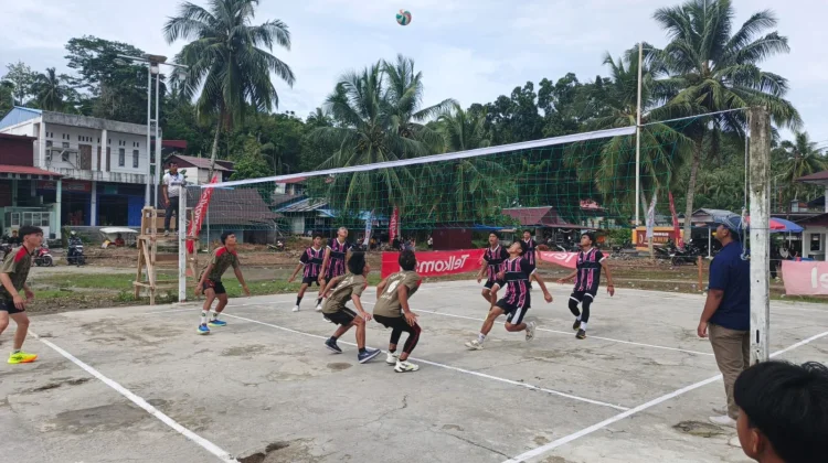 Mitra Kasih Melaju ke Semifinal, Taklukkan SMA Swasta Kampus 2-0