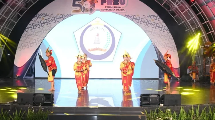 Pagelaran Malam Pesona Nias Selatan Tahun 2026 di PRSU Berlangsung Meriah
