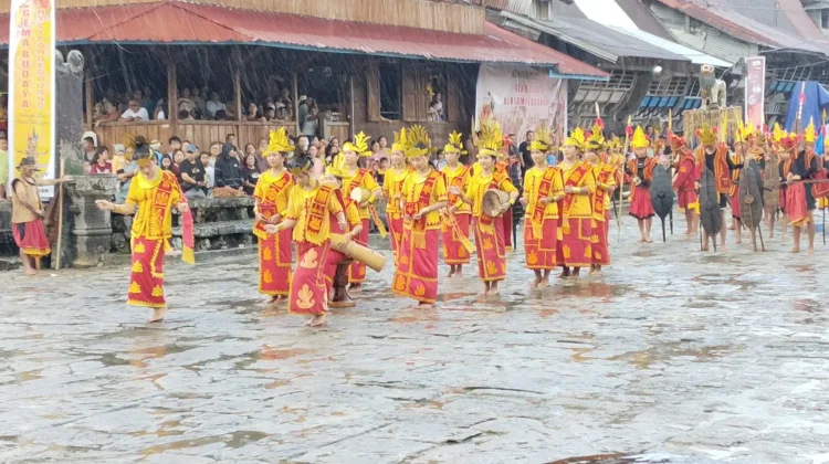 Semarak Penutupan Bawomataluo Expo IV