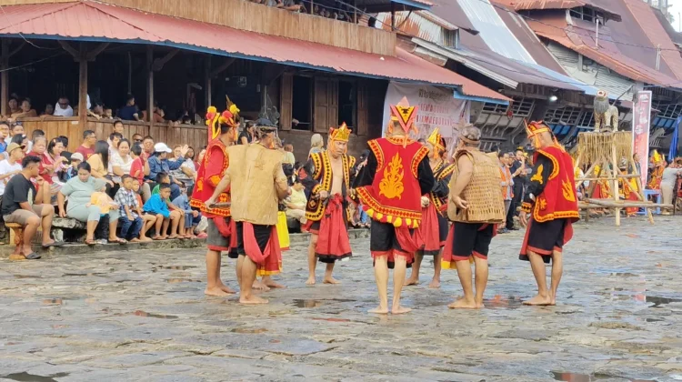 Semarak Penutupan Bawomataluo Expo IV