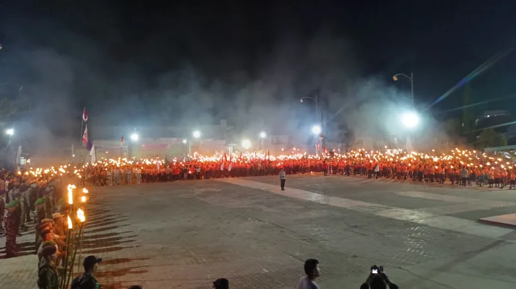 Upacara Taptu dan Pawai Obor Sambut HUT KEMRI ke-81 di Nisel