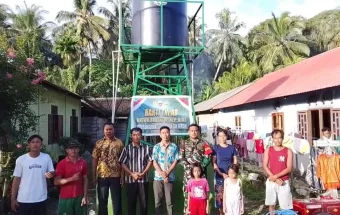 Karya Bakti TNI AD Rampungkan Pembangunan Sumur Bor Air Bersih di Desa Marit Baru