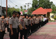 Kapolres Nisel Pimpin Apel Pagi, Tekankan Disiplin Personel