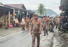 Tim Terpadu Lakukan Penataan Tahap Dua Pasar Amandraya
