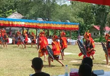 Tari Perang Hiasi Pesta Perak SMAS Katolik Bintang Laut Telukdalam