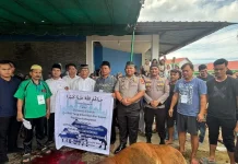 Kapolres Nias Selatan Serahkan Kurban ke Sejumlah Masjid