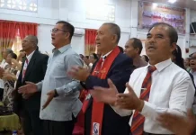 Bupati Nias Selatan Ibadah Bersama Jemaat GPdI