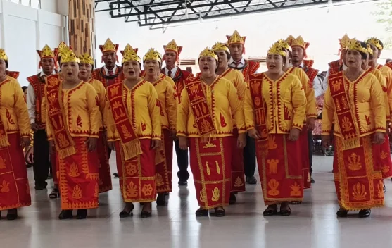 Kecamatan Fanayama Juara Pertama Zona I di Lomba Mars Perjuangan Nisel