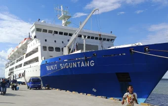 Kapal Pelni Sandar di Tunon Taka, Layani Arus Mudik Lebaran