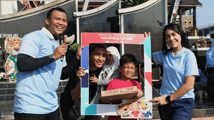 Fun Walk hingga Talkshow UMKM, Bola Gembira TVRI Semarak Warnai Car Free Day Padang