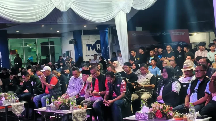 Ribuan Warga Padati Nobar Argentina Melawan Mesir di TVRI Sumbar