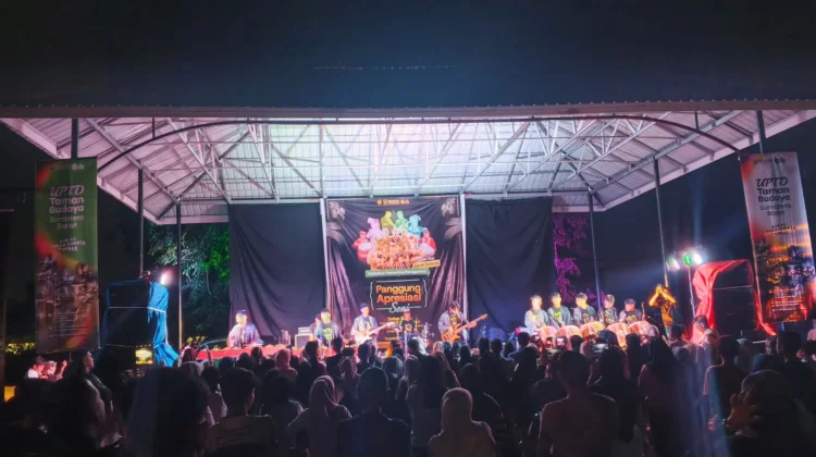Berita Foto - Panggung Apresiasi Seni Perdana Hidupkan Taman Budaya ...