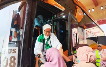 Kepulangan Jemaah Haji Kloter 11 Debarkasi Padang