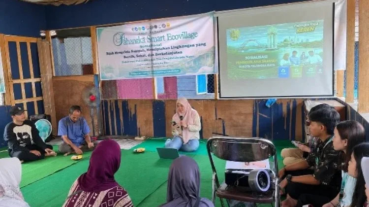 Workshop Smart Waste bersama Tim Smart Ecovillage FMIPA UPR dan DLH Palangka Raya