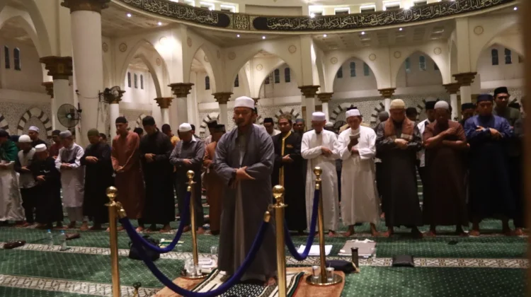Suasana Masjid Raya Mujahidin Pontianak di 10 Hari Terakhir Ramadan 1447 H
