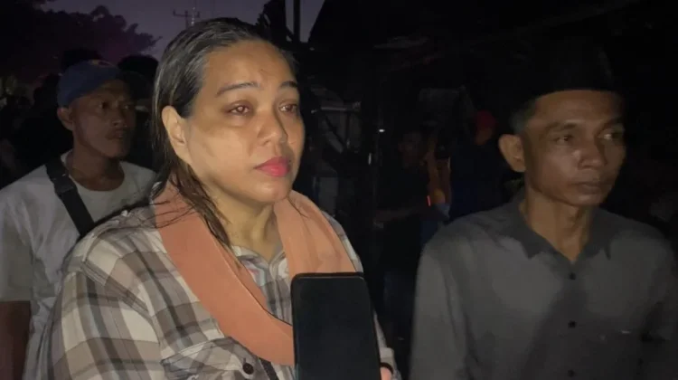 Potret Kebakaran Enam Rumah di Parwasal Pontianak Utara