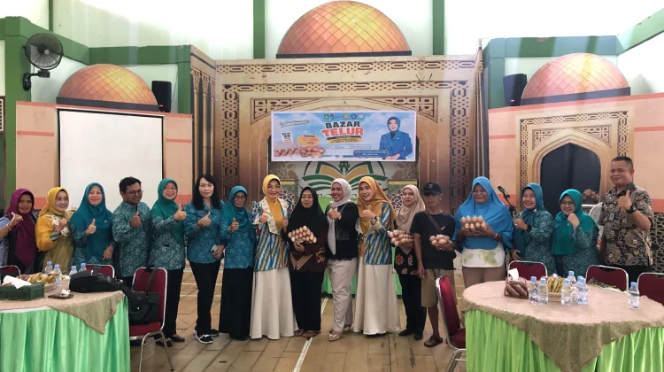Warga Pontianak Utara Serbu Telur Murah