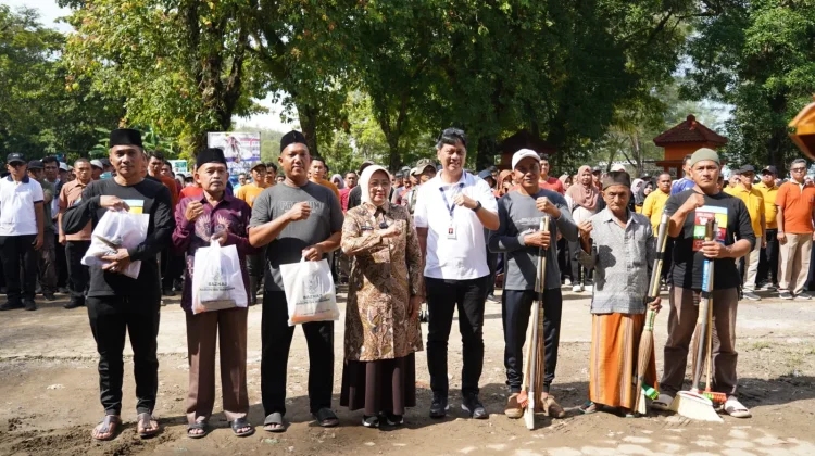 Kegiatan Peluncuran "Gerakan Bersih-Bersih Masjid" Pemkab Kebumen