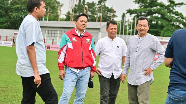 Tim Surveyor PSSI Inspeksi Stadion Goentoer Darjono Purbalingga