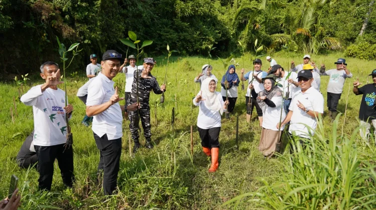 Bupati Lilis Lakukan Kegiatan Penanaman Pohon di Kabupaten Kebumen