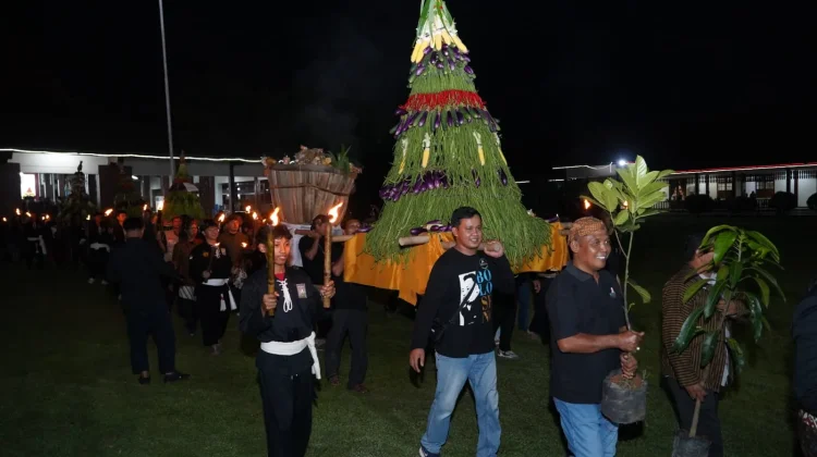 Acara Grebeg Sura Merti Jagad Kabumian 2026