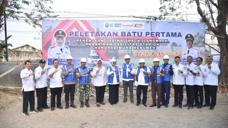 Kegiatan Peletakan Batu Pertama Pembangunan  Stadion Chandradimuka Kebumen